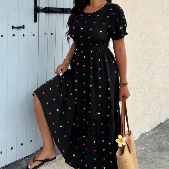 Heart Print Ruffle Hem Dress - Picture 5 of 6